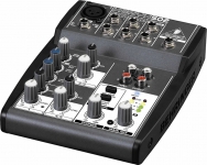 Настольный микшерный пульт BEHRINGER XENYX 502
