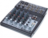 Настольный микшерный пульт BEHRINGER XENYX 802