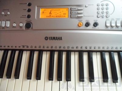 Портативный синтезатор YAMAHA PSR-R300 - Компания Дикстен