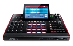 Грувбокс и компактный синтезатор AKAI PRO MPC X