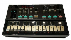 Грувбокс и компактный синтезатор KORG VOLCA FM