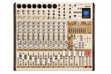 Настольный микшерный пульт PHONIC AM14GE